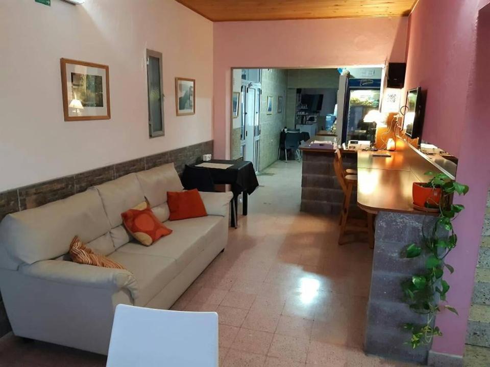 Hotel Mitre Chivilcoy Esterno foto